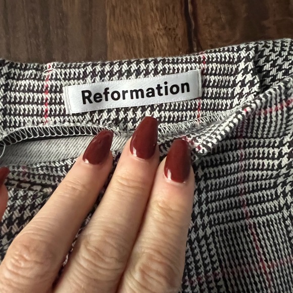 Reformation Jamie Mini Skirt in Washington Plaid - Picture 4 of 6